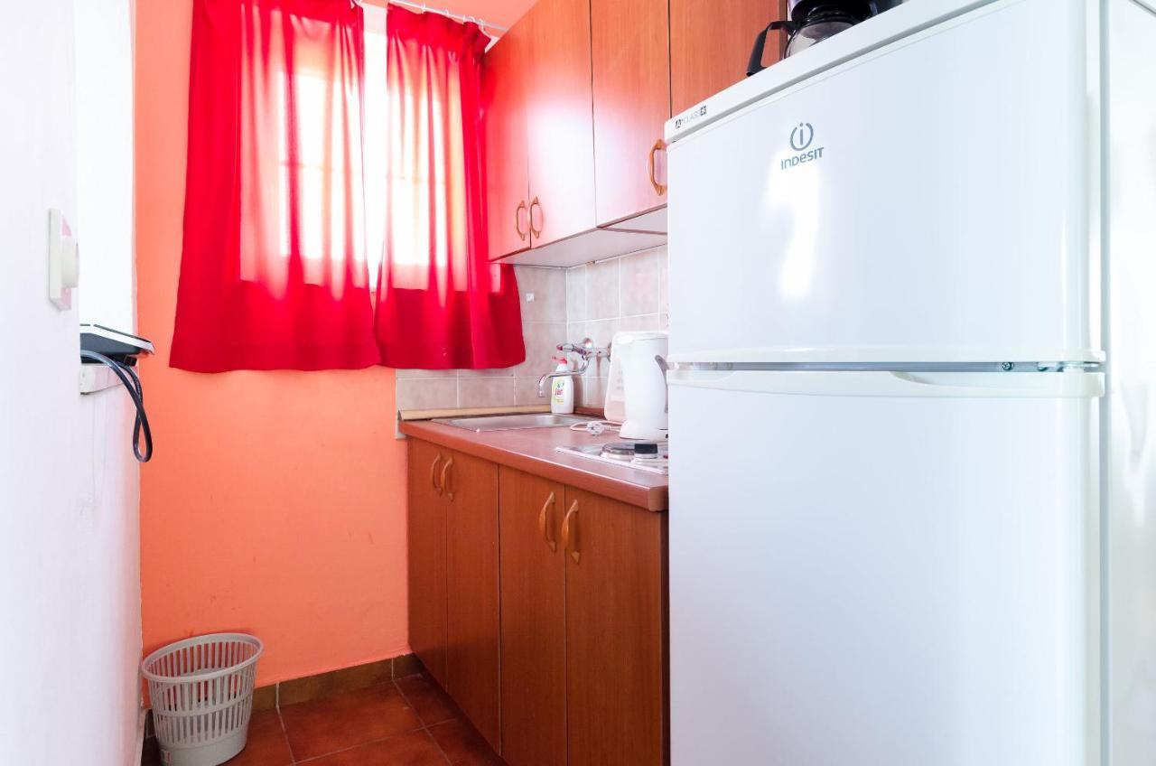 Apartments Sime Lopar Exterior photo