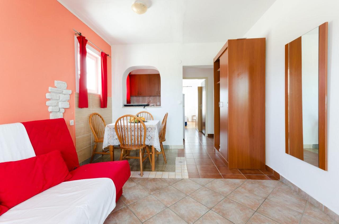 Apartments Sime Lopar Exterior photo